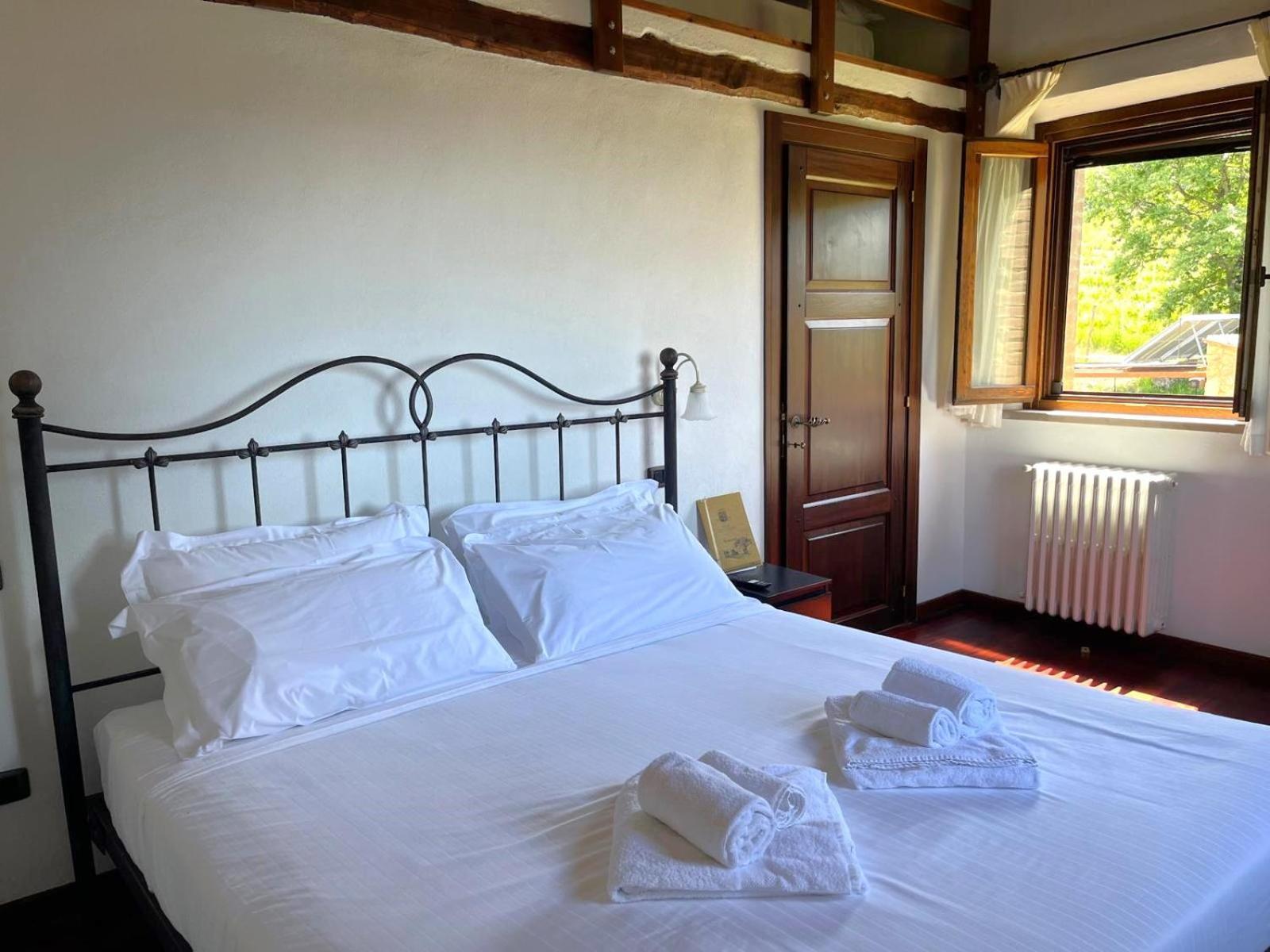 Agriturismo Aia Leccioni Micciano Kültér fotó